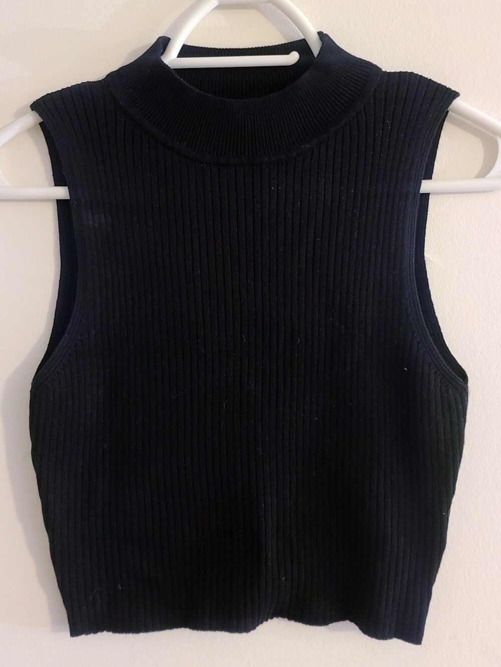 DIVIDED - (Size S) Mock Neck Ribbed Cropped Sleeveless Sweater Top